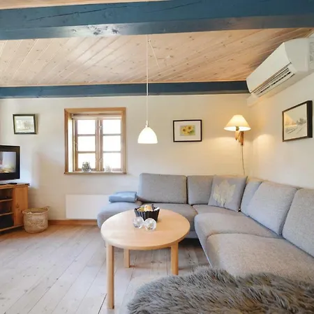 بيت للعطل 3 Bedroom Lovely In Romo *