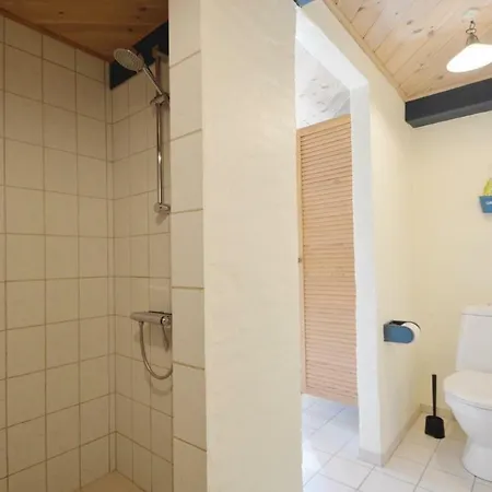 3 Bedroom Lovely In Romo